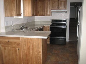 725 N 10th Ave in Pocatello, ID - Building Photo - Building Photo