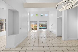 7848 Travelers Tree Dr in Boca Raton, FL - Building Photo - Building Photo