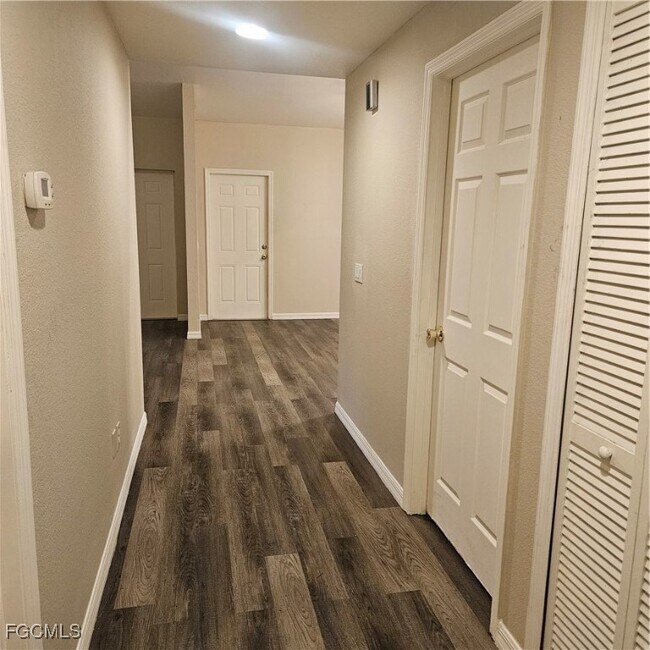 103 Ivan Ave S in Lehigh Acres, FL - Building Photo - Building Photo