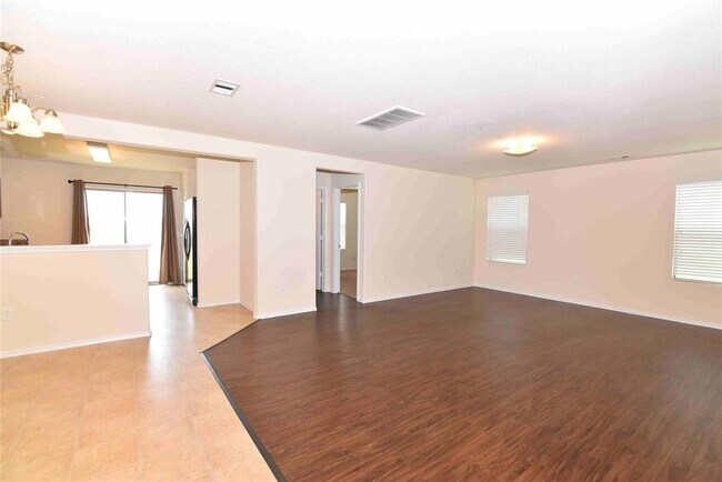 21319 Finbury Oaks Ln in Katy, TX - Building Photo - Building Photo