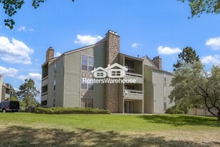 14120 E Temple Dr in Aurora, CO - Building Photo