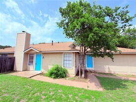 14200 Sussman Ct in Austin, TX - Building Photo