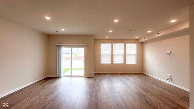 7294 Shroyer Wy in Noblesville, IN - Building Photo - Building Photo