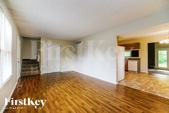 161 Greenlake St, Unit 2-218 in Galloway, OH - Building Photo - Building Photo