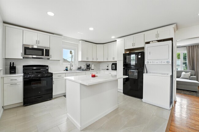 52 River St in Lodi, NJ - Building Photo - Building Photo