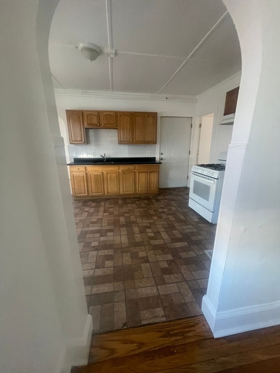 135 Chestnut St in Lynn, MA - Building Photo - Building Photo