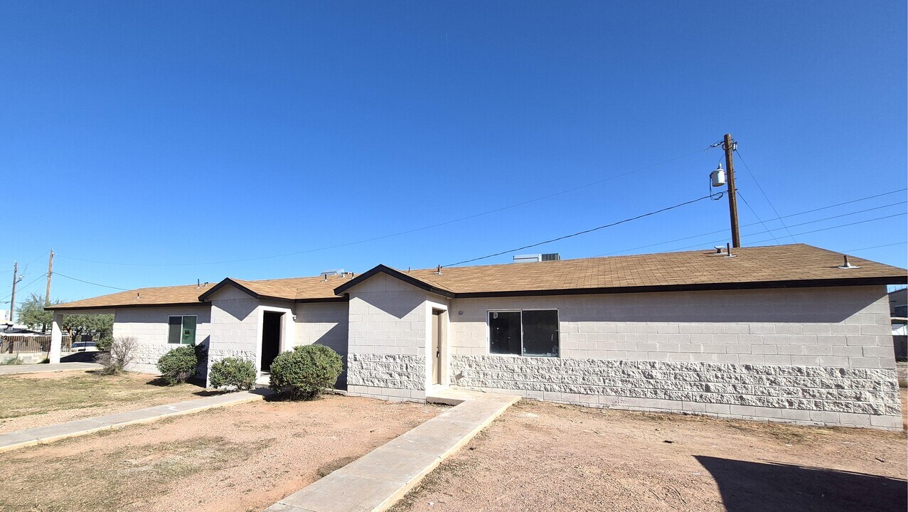 1344 E Pueblo Ave in Phoenix, AZ - Building Photo