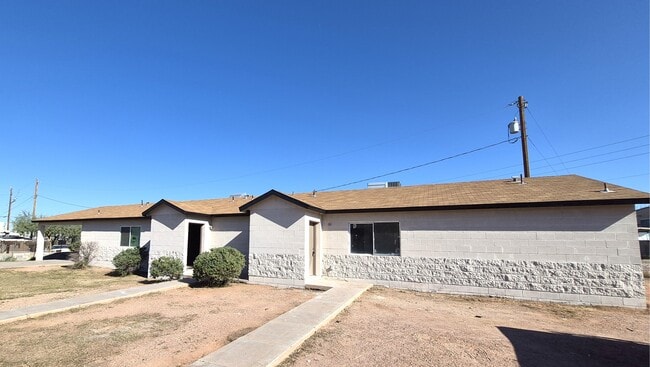 property at 1344 E Pueblo Ave