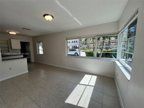 821 N K St-Unit -821 in Lake Worth Beach, FL - Building Photo - Building Photo
