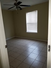 619 E San Jose St, Unit 4 in Laredo, TX - Building Photo - Building Photo