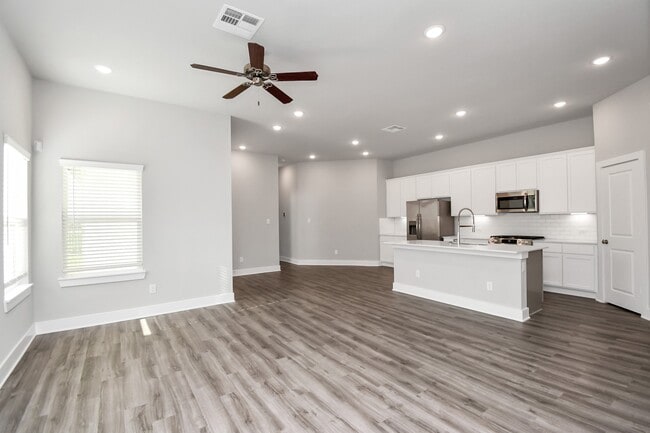 21030 Shore Oak Dr
