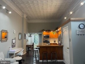 949 S 3rd St in Philadelphia, PA - Building Photo - Building Photo