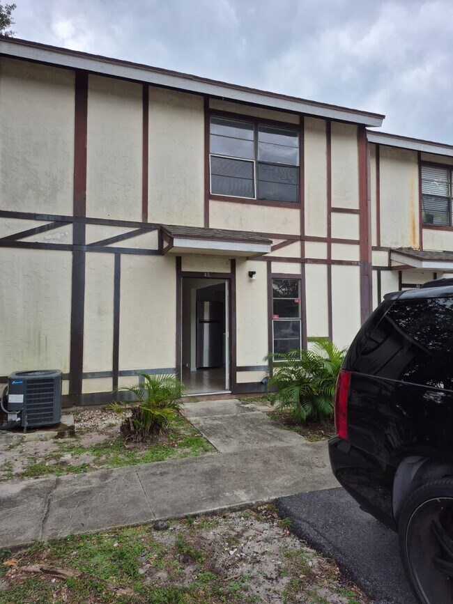 5154 Breckenridge Pl in West Palm Beach, FL - Building Photo - Building Photo