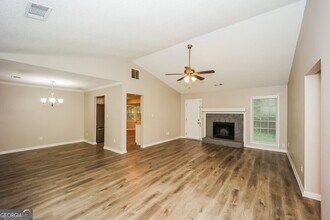 10916 Clearwater Dr in Hampton, GA - Building Photo - Building Photo