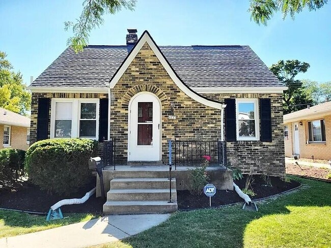 property at 4515 W Morgan Ave