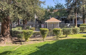 295 Stonegate Cir, Unit Perfectly Located in San Jose, CA - Building Photo - Building Photo