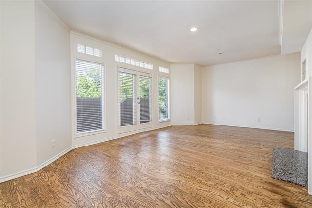 4040 Avondale Ave in Dallas, TX - Building Photo - Building Photo