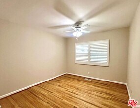 3317 Burritt Way in Glendale, CA - Building Photo - Building Photo