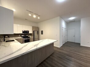 2550 S Wabash Ave in Chicago, IL - Foto de edificio - Building Photo