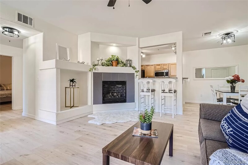 1509 S Florence Ct in Aurora, CO - Building Photo