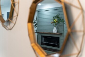 201 Zabriskie St in Jersey City, NJ - Building Photo - Building Photo