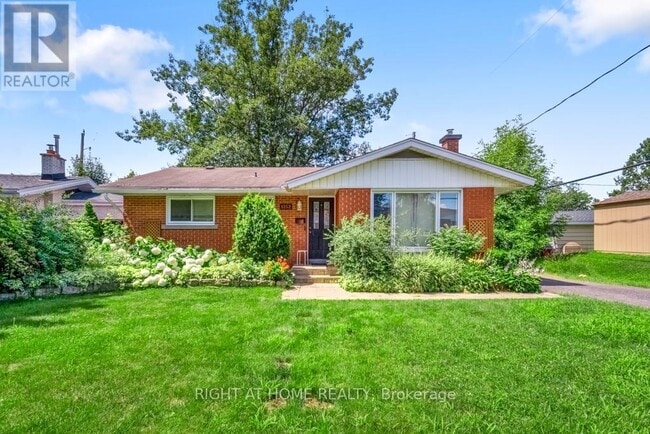 property at 1252 Tompkins St