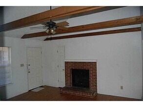 771 Farm Creek Rd NE in Woodstock, GA - Building Photo - Building Photo