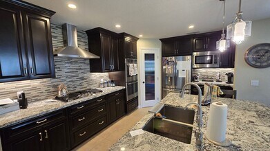 10978 Cool Lake Terrace in San Diego, CA - Building Photo - Building Photo