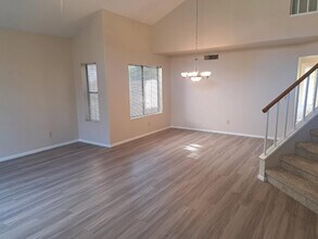 1443 E Vaughn Ave in Gilbert, AZ - Building Photo - Building Photo