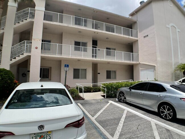 property at 5016 Rose Hill Dr