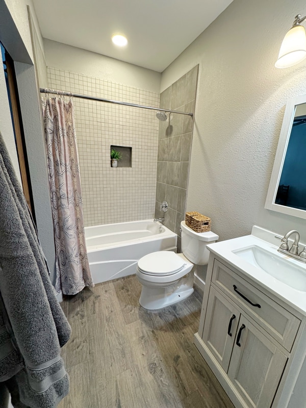 142 Avant in Olmos Park, TX - Building Photo - Building Photo