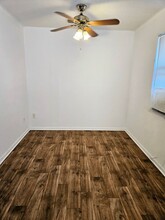 2001 Cedarhill Dr-Unit -4 in Killeen, TX - Foto de edificio - Building Photo