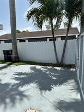11631 SW 179th Terrace in Miami, FL - Building Photo - Building Photo