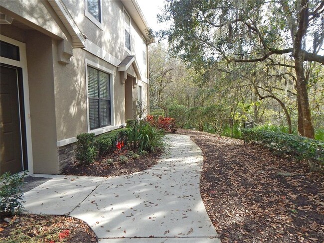 16411 Kingletridge Ave in Lithia, FL - Building Photo - Building Photo