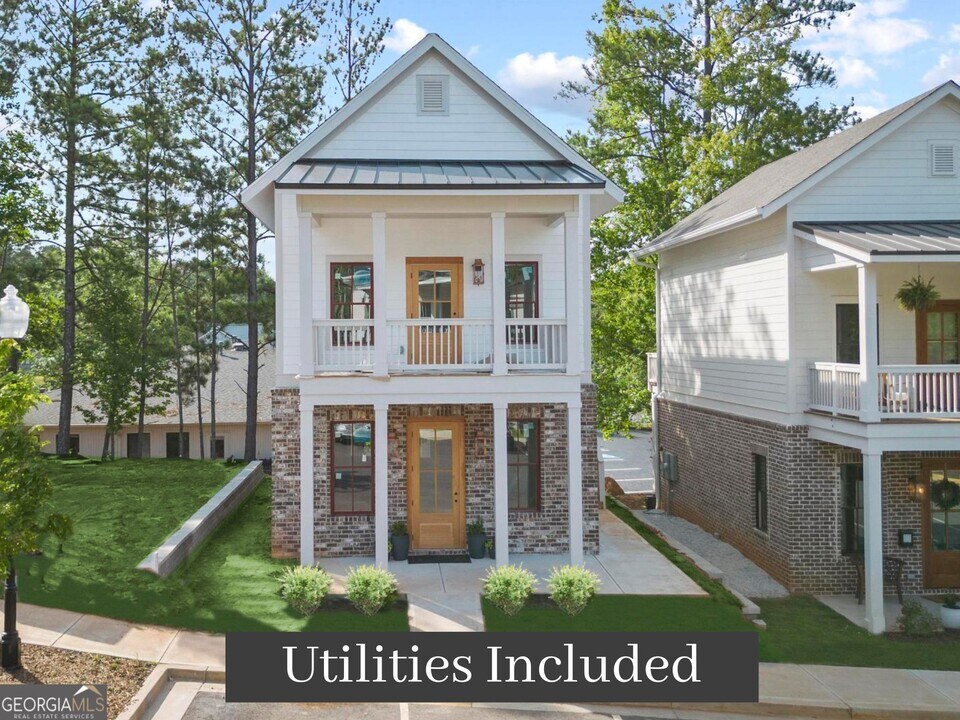 3030 State St in Peachtree City, GA - Building Photo