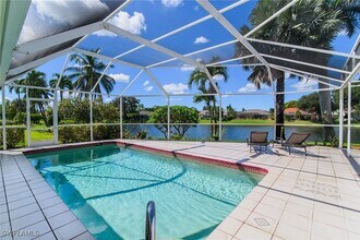 443 Dundee Ct in Naples, FL - Building Photo - Building Photo