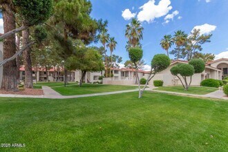 10610 S 48th St in Phoenix, AZ - Building Photo - Building Photo