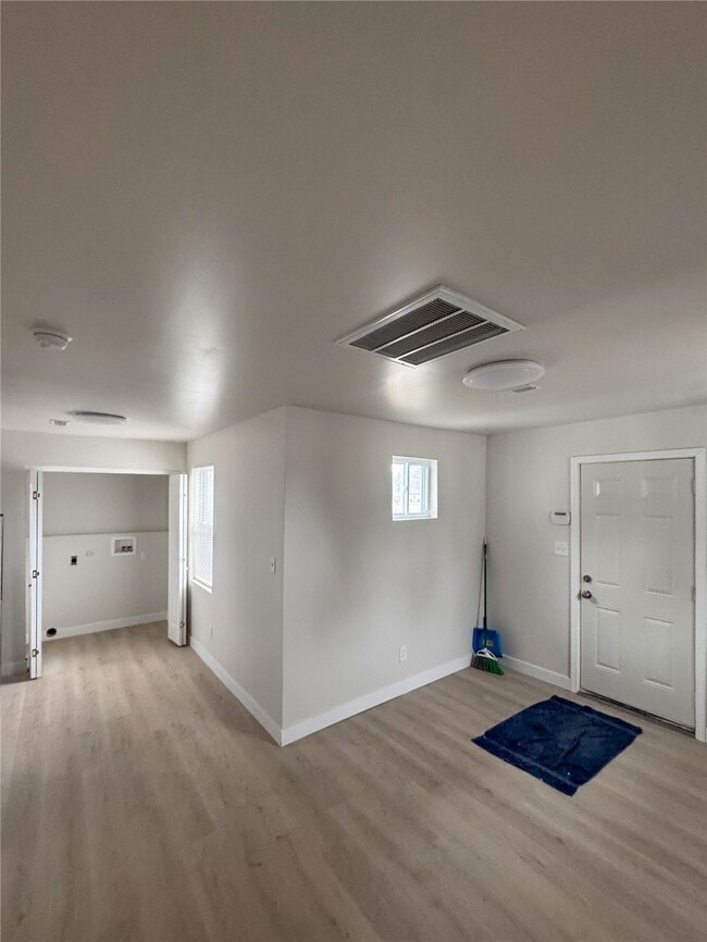 2000 Meridian Ave in Granite City, IL - Building Photo - Building Photo