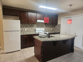 3775 Heatherwood Dr in Beaumont, TX - Foto de edificio - Building Photo