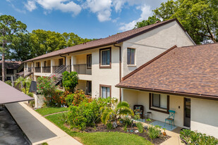 Magnolia Ridge Condo Apartments