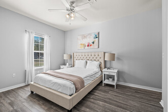 Pinnacle Apartments in Monroe, LA - Building Photo - Interior Photo