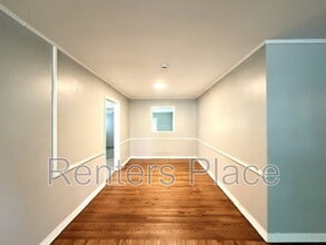 4689 S Troost Ave in Tulsa, OK - Building Photo - Building Photo