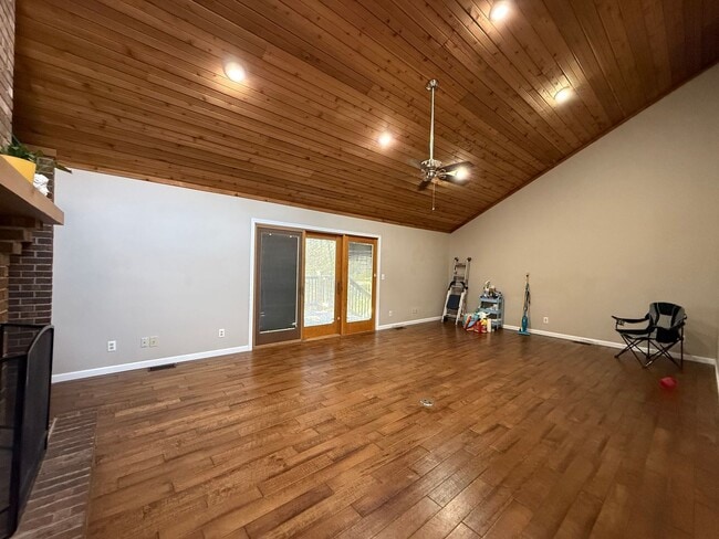 2304 Stuart Dr in Kingsport, TN - Building Photo - Building Photo