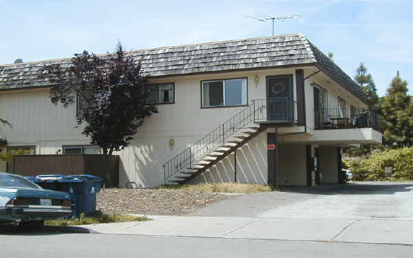 43111 Mayfair Park Ave in Fremont, CA - Building Photo - Building Photo