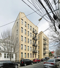 655 E 223rd St in Bronx, NY - Foto de edificio - Building Photo