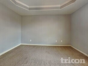 500 Kirkland Dr in Locust Grove, GA - Foto de edificio - Building Photo