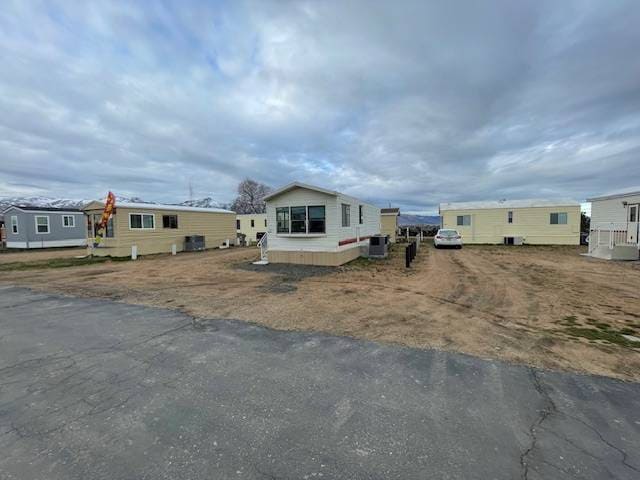 740-990-990 Arroyo Dr in Herlong, CA - Building Photo - Building Photo