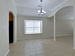 1414 Ashway St in Conroe, TX - Building Photo - Building Photo