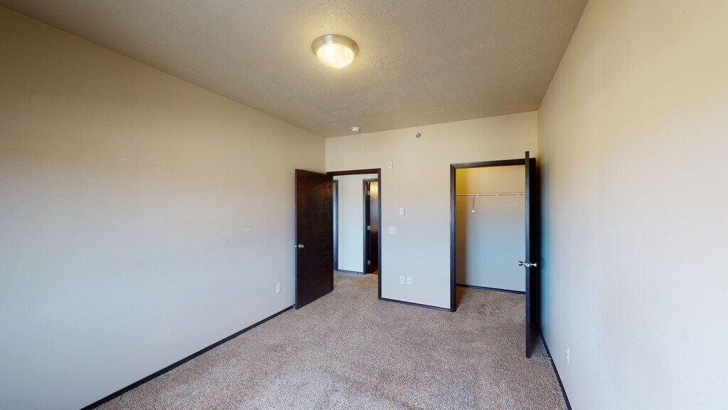 Tallgrass Village Apartments & Townhomes Spirit Lake, IA Apartments
