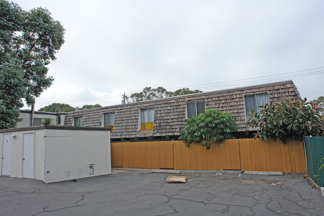 1850 Johnson Ave in San Luis Obispo, CA - Foto de edificio - Building Photo